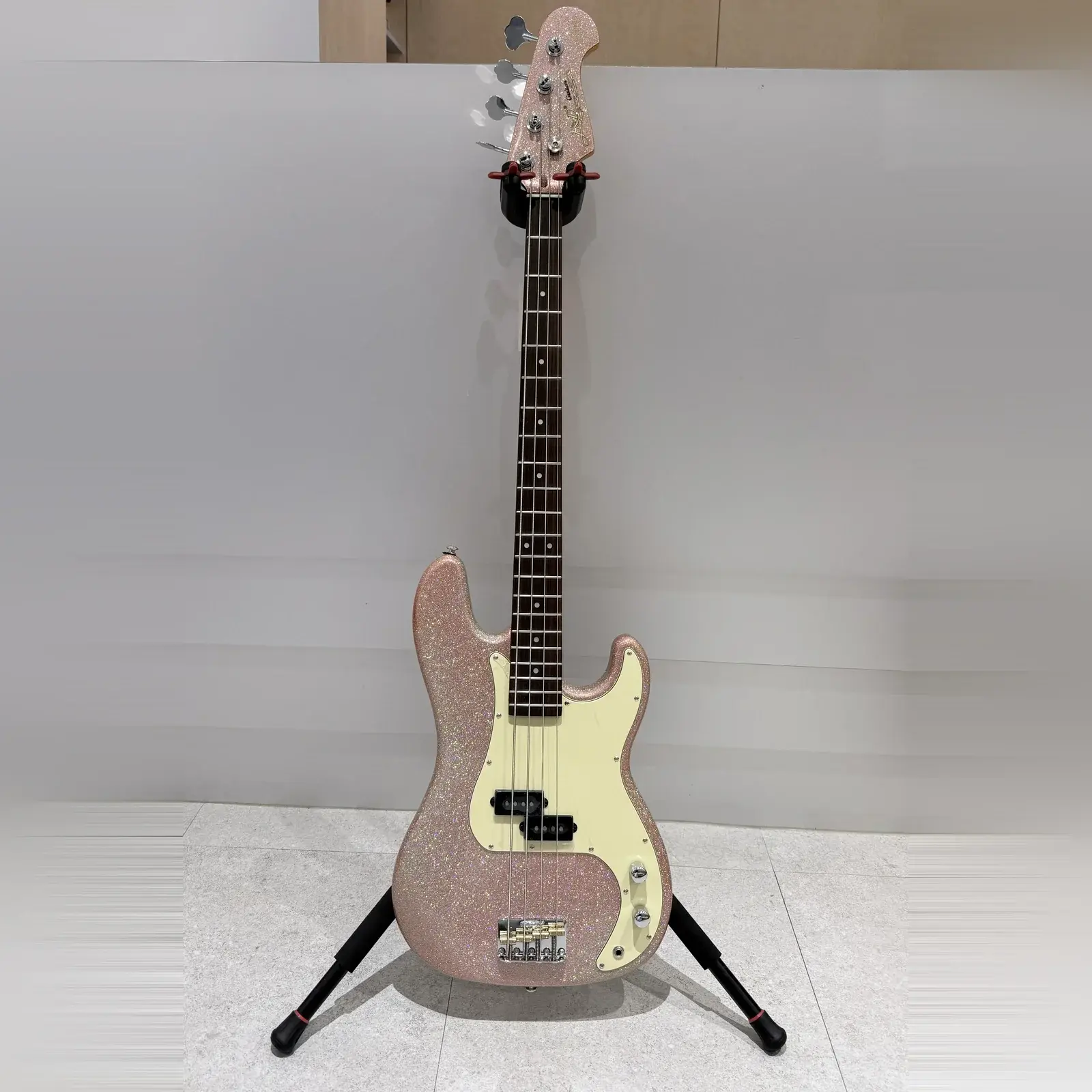 J&D PB-1963 GLI 電貝斯 閃粉限量版 全身照
